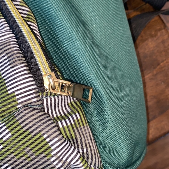 Living Traveling Share Green camo Diaper Backpack main image 9